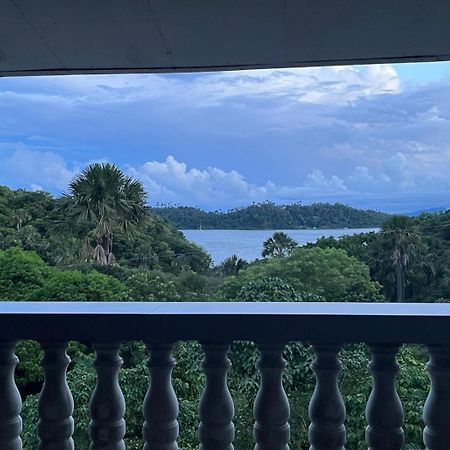 Uncharted Hostel Puerto Galera Εξωτερικό φωτογραφία