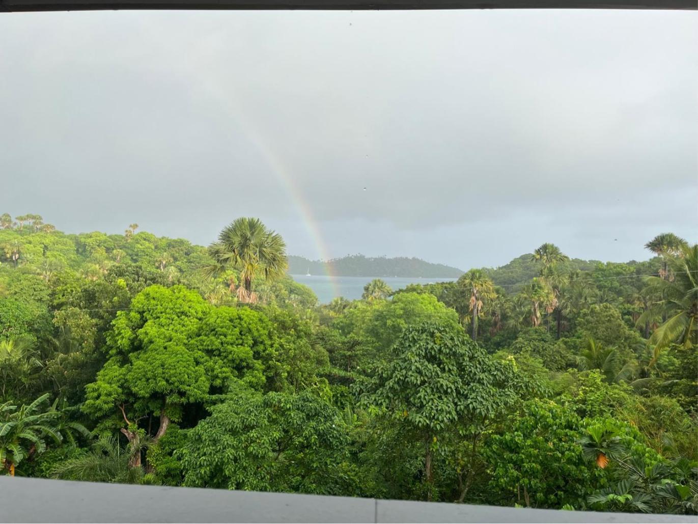 Uncharted Hostel Puerto Galera Εξωτερικό φωτογραφία