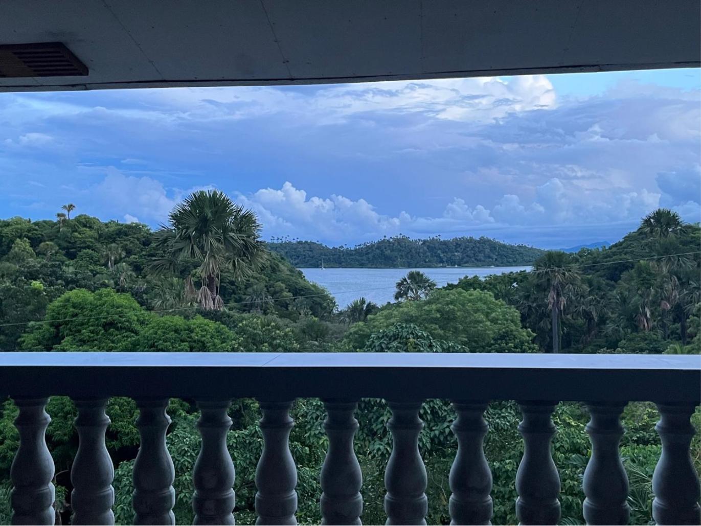 Uncharted Hostel Puerto Galera Εξωτερικό φωτογραφία